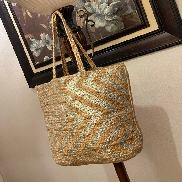 Vintage Anju please check all picture of condition - Picture 5 of 17